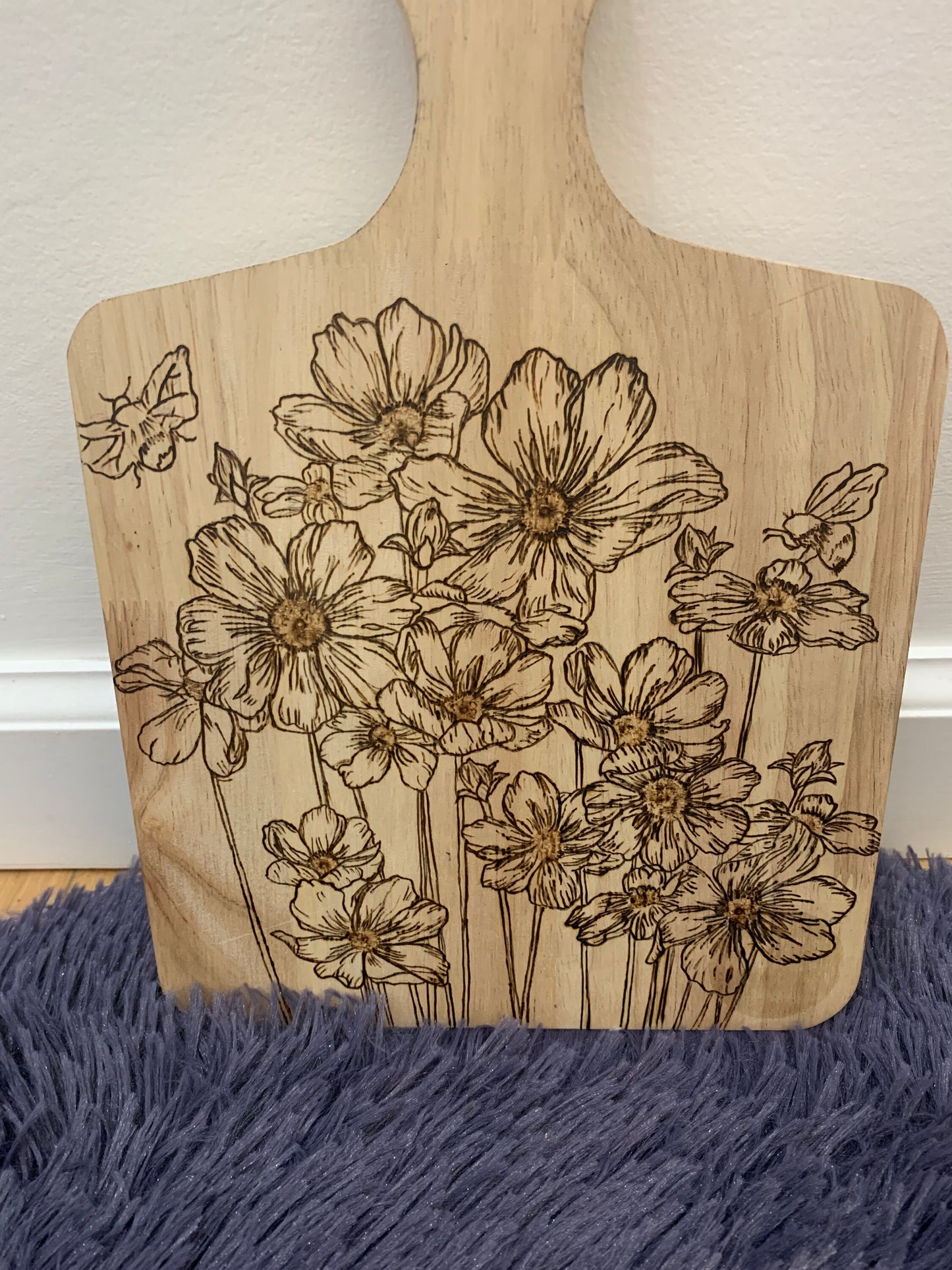 Decorative Flower Cutting Board - Woodburned Art- Handmade Gifts - Gifts for Christmas - Wood Art - Kitchen Art