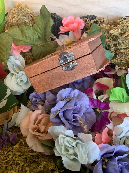 Mini Macabre Coffin Decorative Trinket Box - Jewelry, Trinkets & more