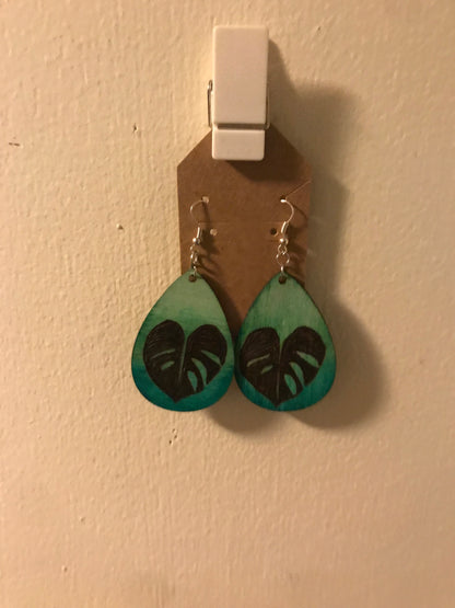 Green Ombre Monstera Leaf Earrings - Hand Burned Wooden Pyrography - Tropical Statement Jewelry - Nature Inspired - Unique Gift Idea
