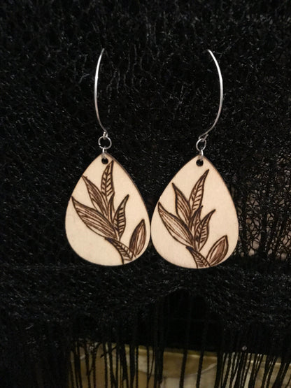 Nature's Grace: Handcrafted Wooden Leaves Pyrography Dangling Earrings | Nature-inspired Jewelry | Rustic Statement Earrings | Gift for Her